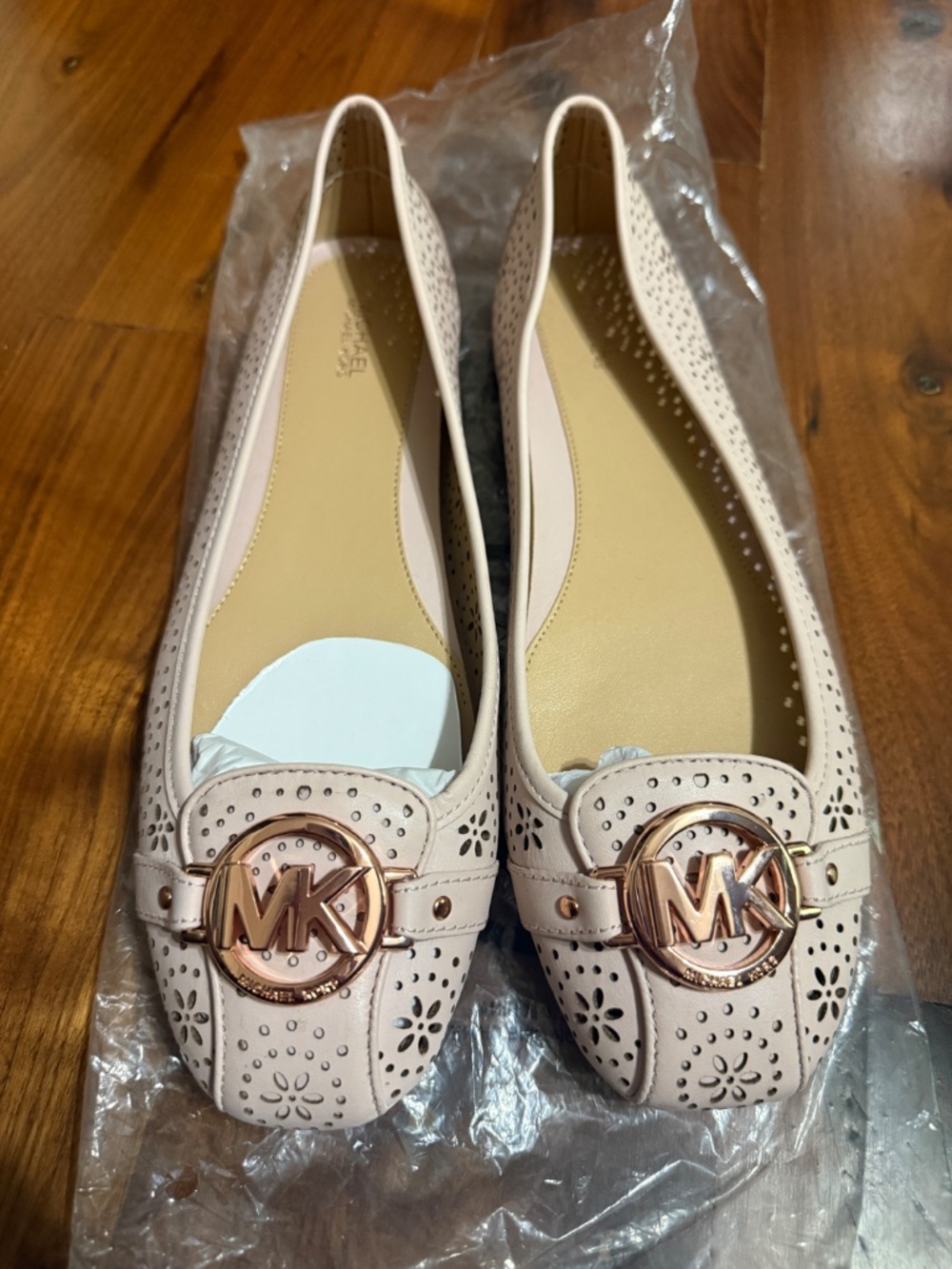 Michael Kors Shoes Perforated Flats, Pink, Size 10 - Picture 5 of 7